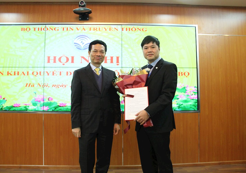 Bộ TT&TT điều động, bổ nhiệm cán bộ chủ chốt lĩnh vực an toàn thông tin, viễn thông | Ông Nguyễn Thanh Hải làm Cục trưởng Cục Bưu điện Trung ương | Bổ nhiệm ông Hoàng Minh Cường được Phó Cục trưởng Cục Viễn thông