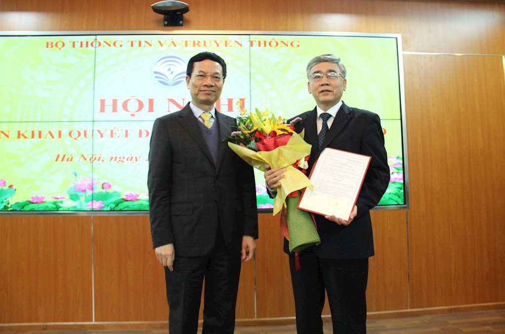 Bộ TT&TT điều động, bổ nhiệm cán bộ chủ chốt lĩnh vực an toàn thông tin, viễn thông | Ông Nguyễn Thanh Hải làm Cục trưởng Cục Bưu điện Trung ương | Bổ nhiệm ông Hoàng Minh Cường được Phó Cục trưởng Cục Viễn thông