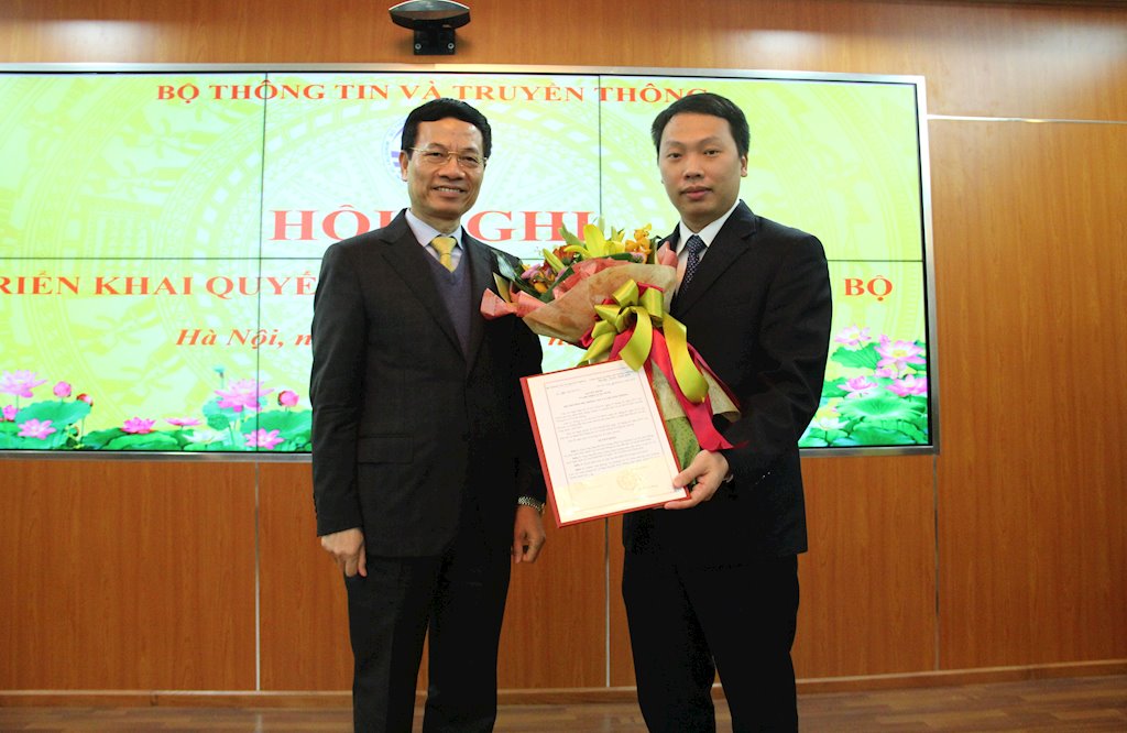 Bộ TT&TT điều động, bổ nhiệm cán bộ chủ chốt lĩnh vực an toàn thông tin, viễn thông | Ông Nguyễn Thanh Hải làm Cục trưởng Cục Bưu điện Trung ương | Bổ nhiệm ông Hoàng Minh Cường được Phó Cục trưởng Cục Viễn thông