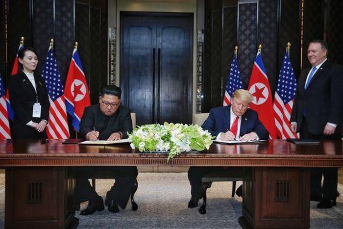 Người phụ nữ quyền lực 'như hình với bóng' cùng ông Kim Jong-un