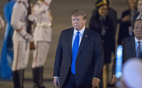 Vừa về khách sạn, ông Trump dành nhiều lời 