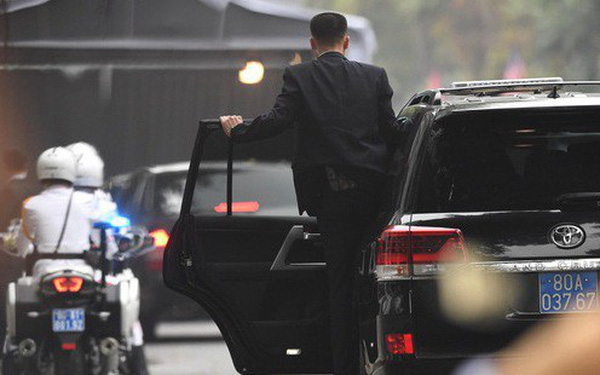 [ẢNH] Đội siêu cận vệ 