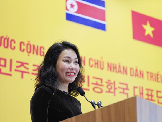 Nữ tướng Vinfast tiết lộ chiếc ô tô thương hiệu Việt đầu tiên sẽ được xuất xưởng vào 6/3/2019