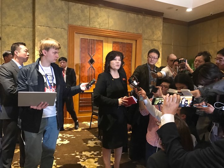 Triều Tiên tổ chức họp báo lúc nửa đêm ở khách sạn Melia