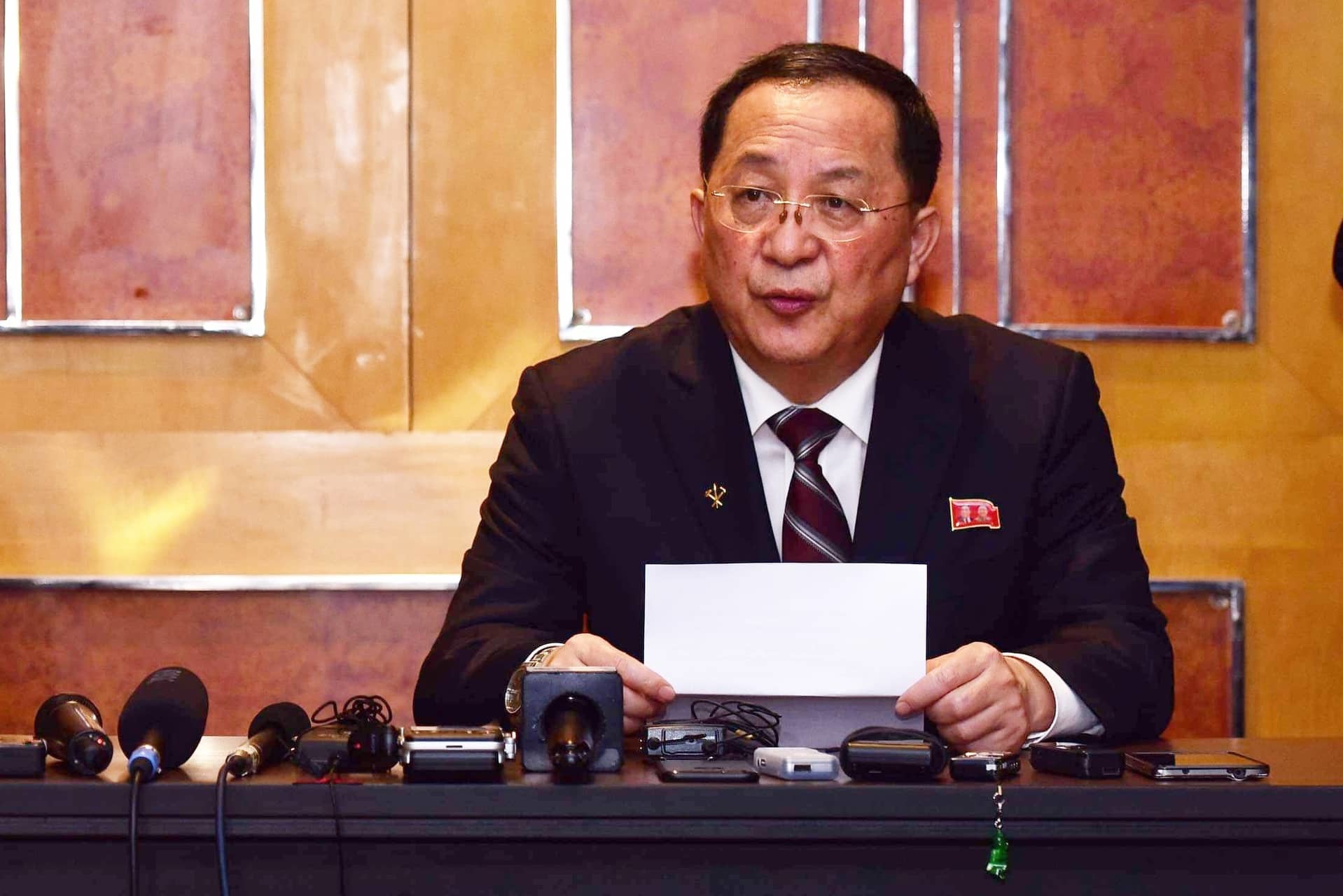 Triều Tiên tổ chức họp báo lúc nửa đêm ở khách sạn Melia