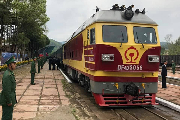 Điều bất ngờ về tàu bọc thép của ông Kim Jong-un từ Trung Quốc sang Đồng Đăng