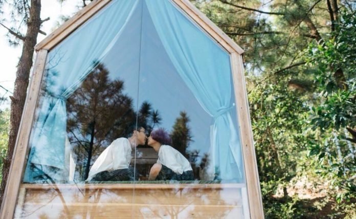 8/3 đưa bạn gái đi chơi đâu, 8/3 hẹn hò ở đâu, những điểm vui chơi 8/3, Những điểm hẹn hò thú vị cho ngày 8/3, 8 tháng 3 đi chơi đâu, 8/3 đi đâu chơi, 8/3 đi đâu ăn gì, 8/3 nên đi chơi đâu ở Hà Nội, Địa điểm đi chơi 8/3 ở Hà Nội