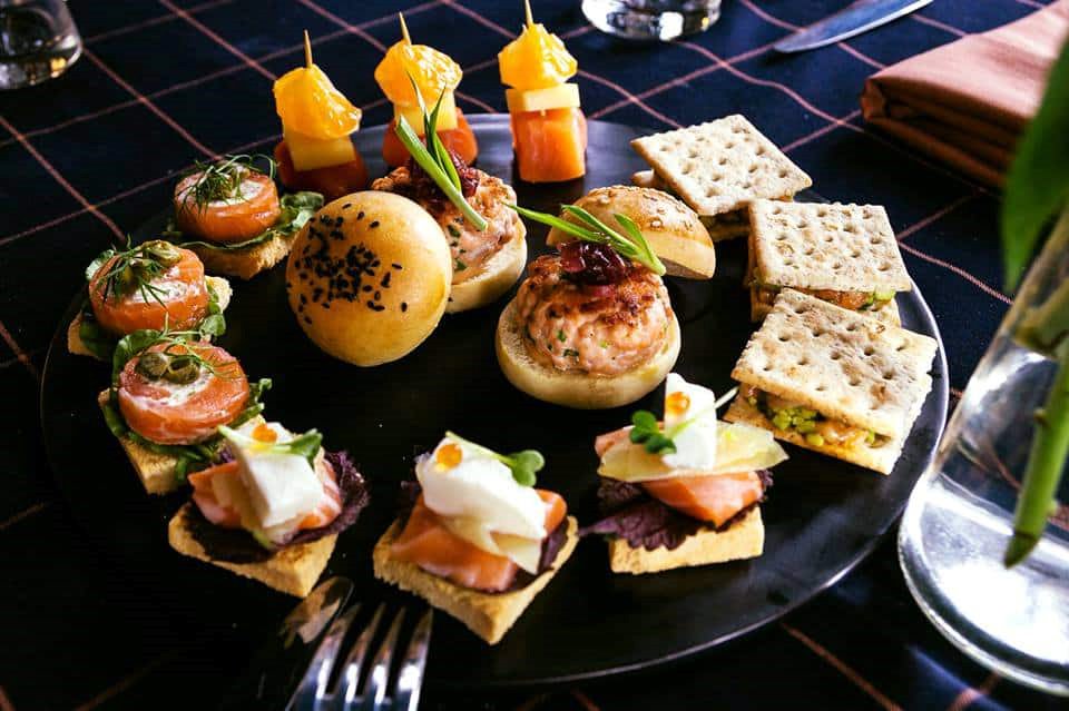 quán ăn đẹp hẹn hò bạn gái ngày 8/3, 8/3 đưa bạn gái đi chơi đâu, 8/3 hẹn hò ở đâu, những điểm vui chơi 8/3, những quán ăn ngon mời bạn gái dịp 8/3, 8 tháng 3 mời người yêu ăn món gì, 8/3 đi đâu chơi, các quán ăn nổi tiếng ở Hà Nội, quán ăn ngon Hà Nội