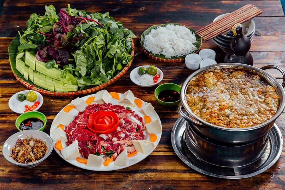 quán ăn đẹp hẹn hò bạn gái ngày 8/3, 8/3 đưa bạn gái đi chơi đâu, 8/3 hẹn hò ở đâu, những điểm vui chơi 8/3, những quán ăn ngon mời bạn gái dịp 8/3, 8 tháng 3 mời người yêu ăn món gì, 8/3 đi đâu chơi, các quán ăn nổi tiếng ở Hà Nội, quán ăn ngon Hà Nội