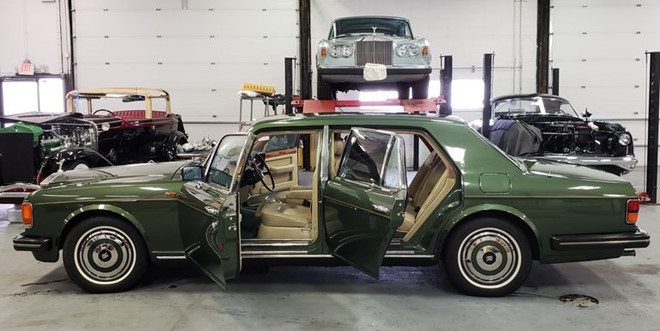 Rolls-Royce Silver Spur boc thep cua cong nuong Diana gia bao nhieu? hinh anh 1