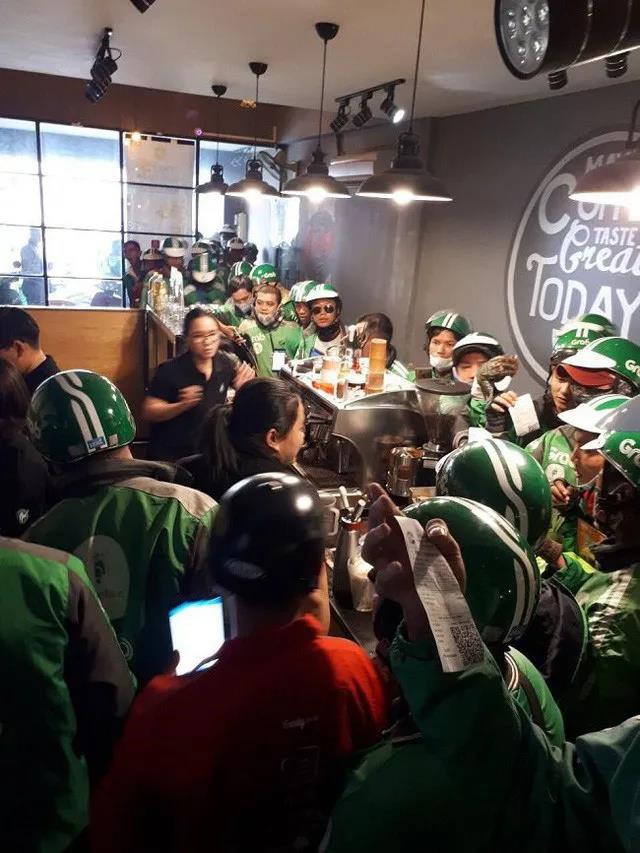 Nghịch lý trên thị trường giao thức ăn trực tuyến chục triệu USD - Ảnh 2.