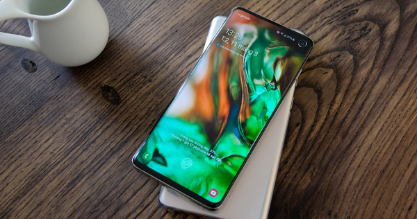 Đánh giá viên pin 3.400 mAh trên Galaxy S10: từ thiếu tới đủ, không thừa