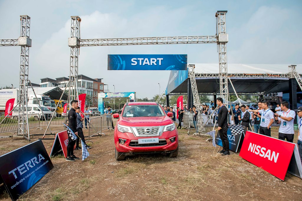 Nissan giảm giá các dòng xe đang bán tại Việt Nam