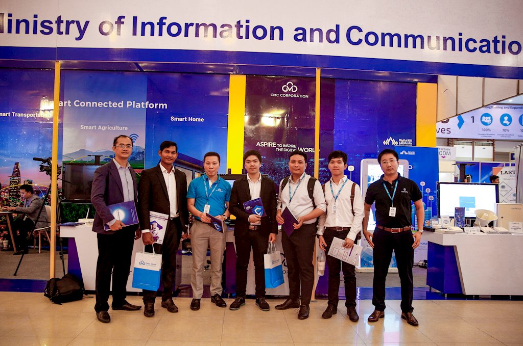 Lãnh đạo CMC tháp tùng Bộ trưởng Nguyễn Mạnh Hùng dự sự kiện lớn nhất về CNTT của Campuchia | CMC muốn cung cấp dịch vụ an ninh, an toàn thông tin cho doanh nghiệp, tổ chức ở Campuchia