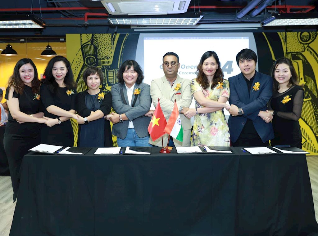 FPT khai trương cơ sở mới tại Hà Nội dạy thiết kế mỹ thuật đa phương tiện | Khai trương cơ sở mới, FPT Arena Multimedia cấp nhiều học bổng cho tân sinh viên | FPT cùng Thunder Cloud Studio, BnA tăng trải nghiệm thực tế cho SV Mỹ thuật Đa phương tiện