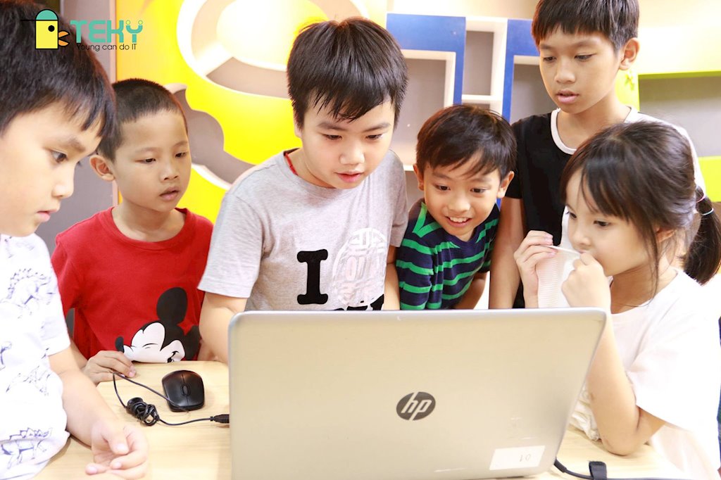 TEKY ra mắt trại hè công nghệ với Robot AI lần đầu tiên tại Việt Nam | Trại hè Công nghệ 2019 với Robot AI lần đầu tiên ra mắt tại Việt Nam | Robot giáo dục Alpha 1E sẽ đồng hành cùng học sinh dự Trại hè Công nghệ 2019