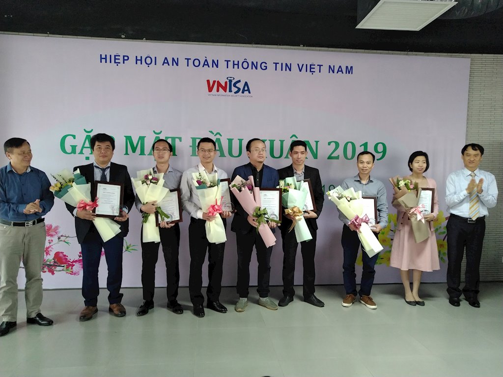 Bộ TT&TT muốn xây dựng hệ sinh thái mạnh trong lĩnh vực an toàn thông tin mạng | Tạo dựng niềm tin có ý nghĩa quan trọng trong lĩnh vực an toàn thông tin mạng