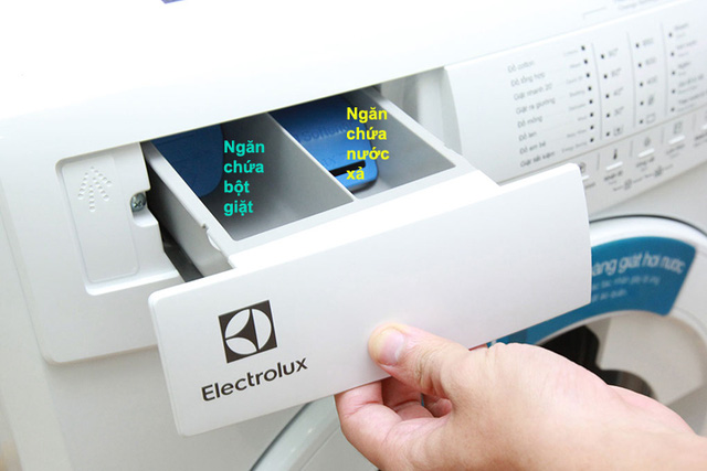 Vệ sinh ngăn đựng chất tẩy rửa của máy giặt