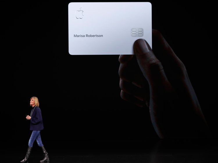 Tất tần tật những gì cần biết về chiếc thẻ tín dụng mới toanh của Apple