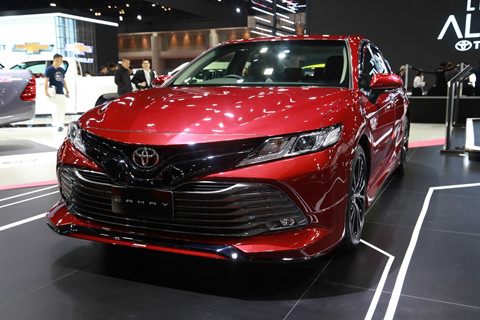 Chi tiet Toyota Camry 2019 sap ra mat tai VN hinh anh 10