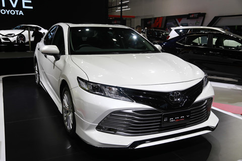 Chi tiet Toyota Camry 2019 sap ra mat tai VN hinh anh 1