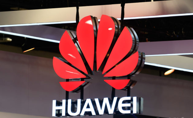 Huawei bất ngờ đăng lời cảm ơn CEO Apple trên Twitter
