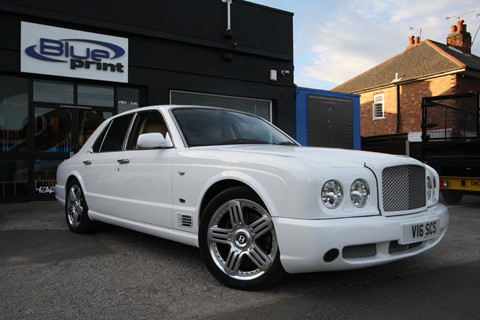 Ong Dang Le Nguyen Vu so huu hon 40 sieu xe de lam gi? hinh anh 3