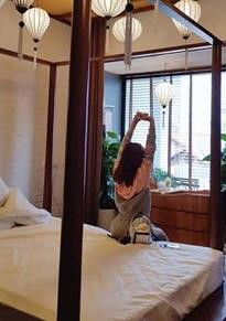 Che anh an theo vu sam so trong thang may: Chuyen vui lam hay sao? hinh anh 1