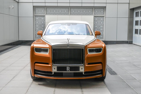 Rolls-Royce Phantom ban dac biet voi vach ngan rieng tu tuyet doi hinh anh 1 