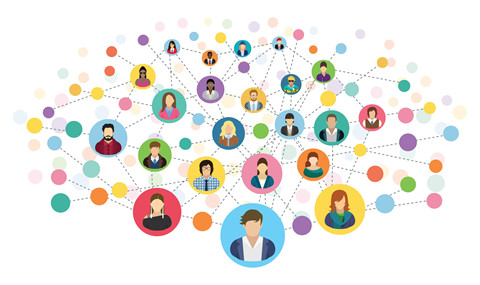 Chung ta de bi tram cam khi theo doi nhieu nguoi noi tieng tren mang hinh anh 1