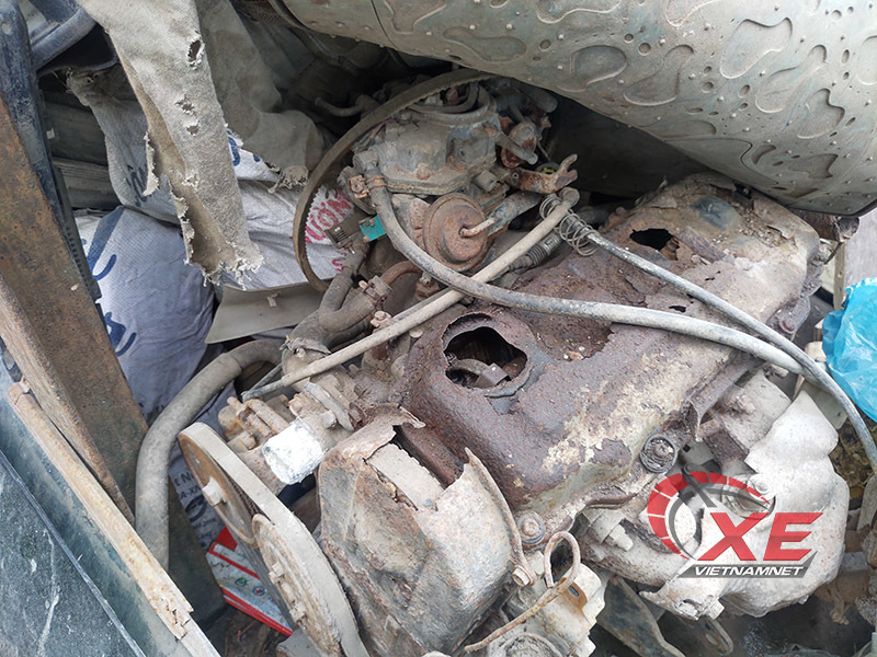 Đi tìm 'mảnh xác' còn lại của ô tô 100 triệu bỏ quên 13 năm