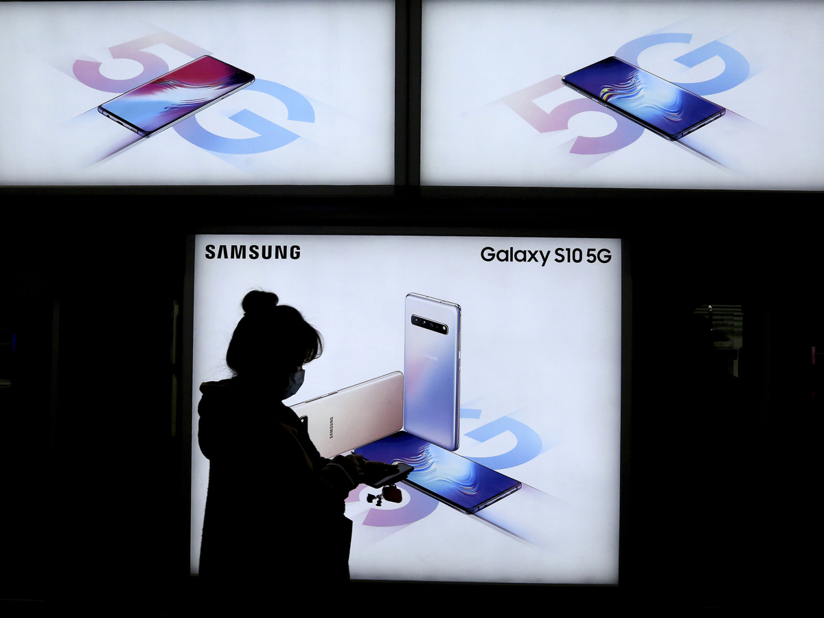 Smartphone 5G đầu tiên trên thế giới vừa lên kệ