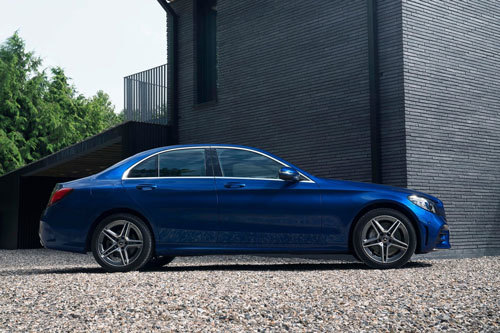 Top 10 xe hơi bị khách hàng bán lại nhiều nhất