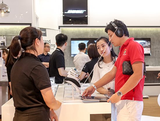Thương hiệu loa hàng đầu thế giới mở Bose Store đầu tiên tại Hà Nội