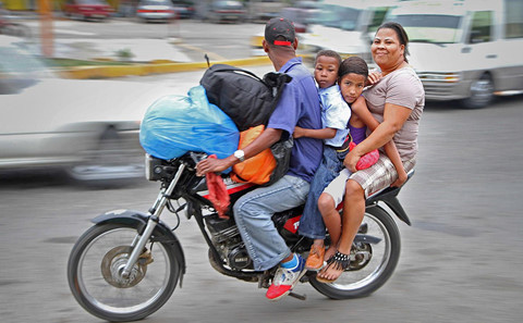 Nhung quoc gia co ty le nguoi di xe may tu vong cao nhat the gioi hinh anh 6