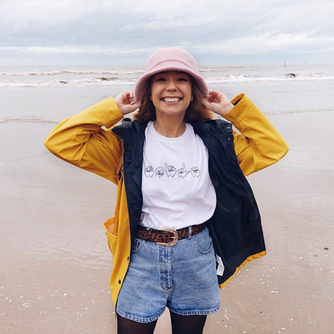 Doc tin hang ngay toan tieu cuc, co gai 'manh tay' mo han to bao rieng hinh anh 7