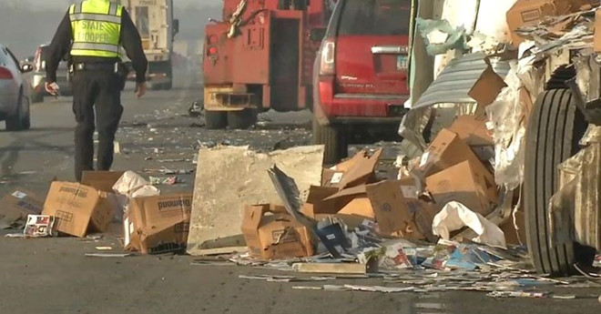 Tai xe phat khoc voi nhung su co hy huu tren cao toc hinh anh 10