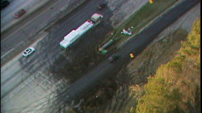 Tai xe phat khoc voi nhung su co hy huu tren cao toc hinh anh 5