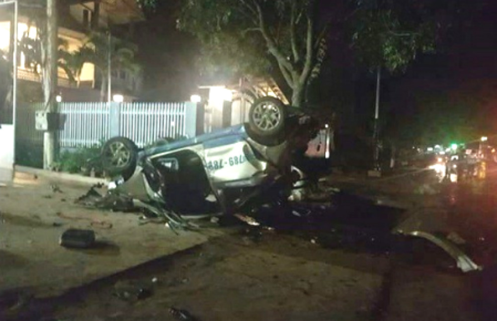 Phụ nữ lái xe: Sơ sẩy 1 chút gây tai nạn kinh hoàng