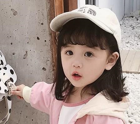 Dan mang buc xuc khi mau nhi bi me danh vi khong tao dang nhu yeu cau hinh anh 3