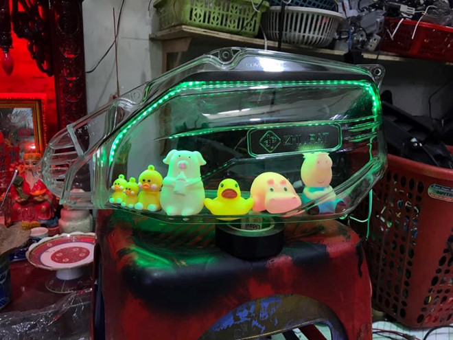 Phien ban 'dua em di khap the gian' danh rieng cho nguoi di xe may hinh anh 7