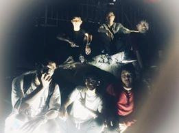 Loat anh 'vua hai vua so' khi chup dem bang den flash hinh anh 4