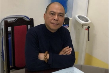 Bắt tạm giam nguyên chủ tịch AVG Phạm Nhật Vũ