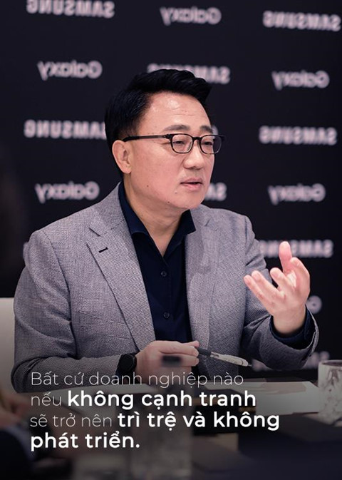 Chuyen chiec quan jeans va chien luoc moi cua Samsung hinh anh 7