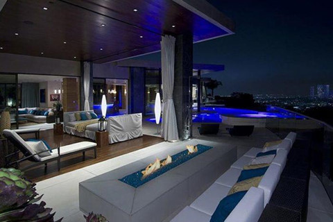 Ben trong can biet thu xay 7 nam cua Bill Gates hinh anh 6