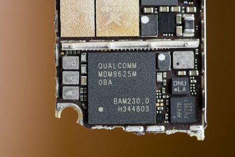 Tu vu Qualcomm, Apple lo ro su thu doan va yeu duoi hinh anh 2 