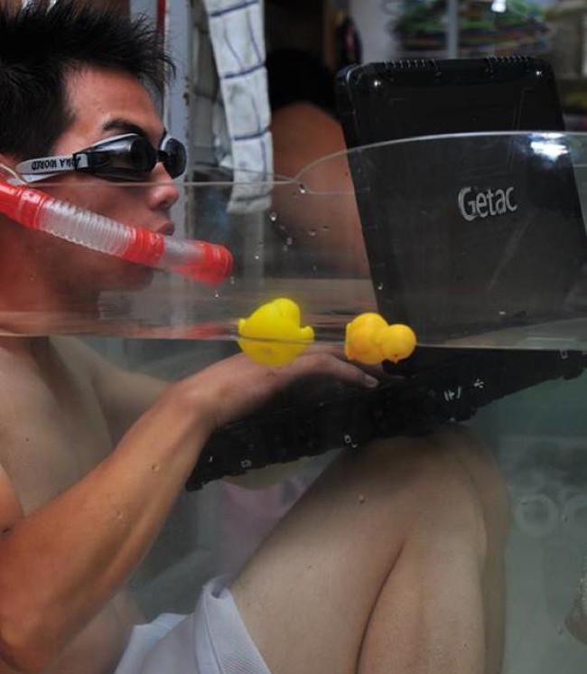 Tham khảo mười mấy kiểu chống nóng siêu dị từ internet nếu nhà bạn vẫn chưa lắp điều hòa - Ảnh 6.