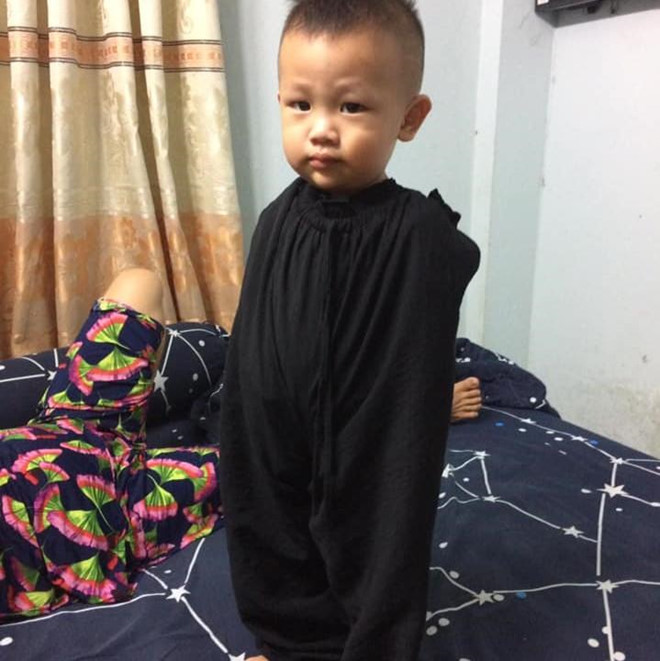 Cha me de con mac quan thay ao va cau chuyen cam dong dang sau hinh anh 4