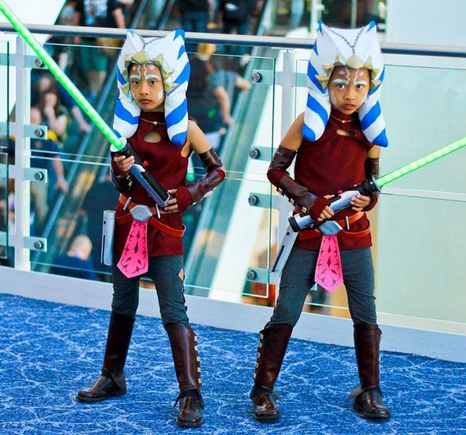 Cap song sinh 11 tuoi noi tieng voi kha nang cosplay y nhu that hinh anh 5