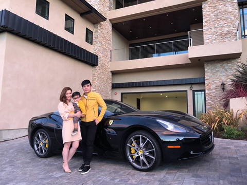 Nhung tay choi xe sung so trong showbiz Viet hinh anh 2